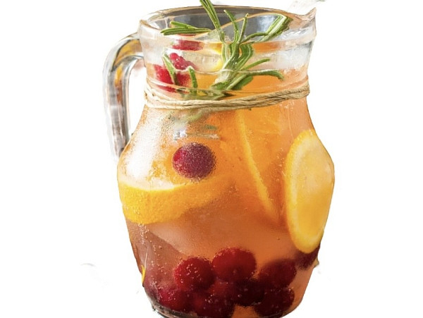 Фотографія напою - Citrus Fresh - безгрішна сангрія (0% алко) ✔ Замовити напої та алкоголь в Харкові з доставкою від ресторану "44 Favorite Place"